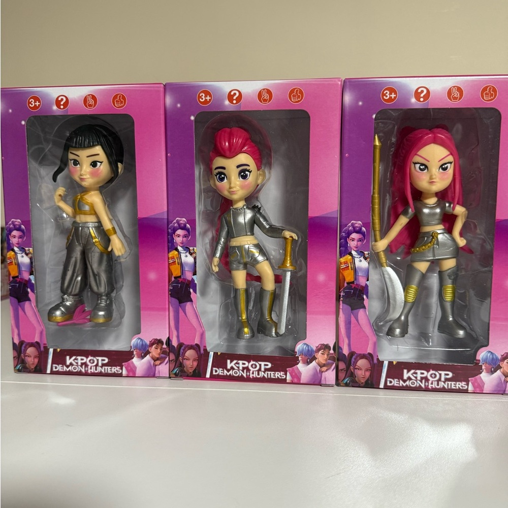 Action Figure Set - Multicolor